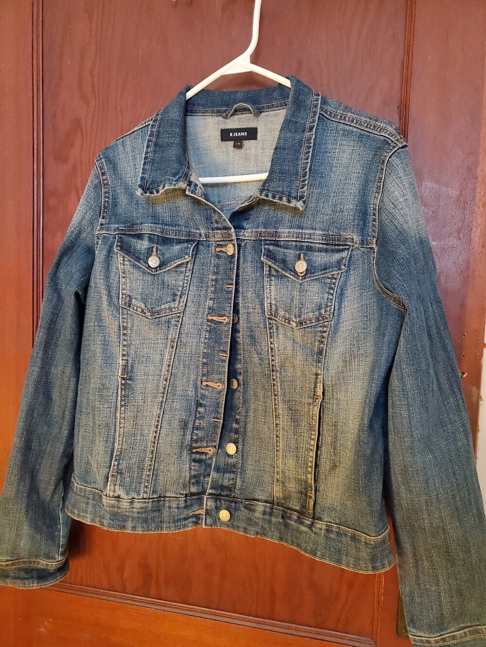 Reitmans R Jeans Classic Blue Denim Trucker Jacket Size L (Fits M Oversized)
